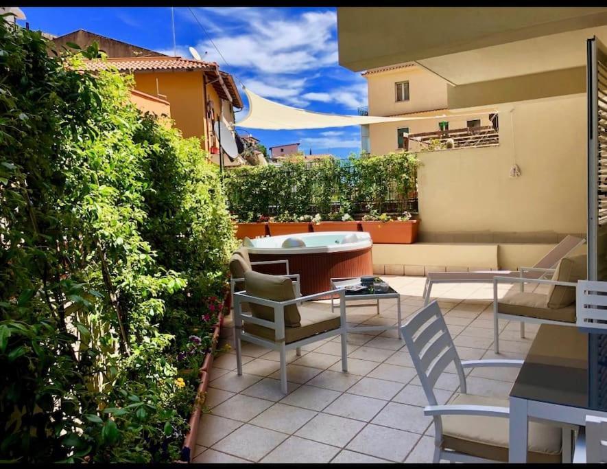 Casa Mando With Terrace And Jacuzzi Apartamento Taormina Exterior foto